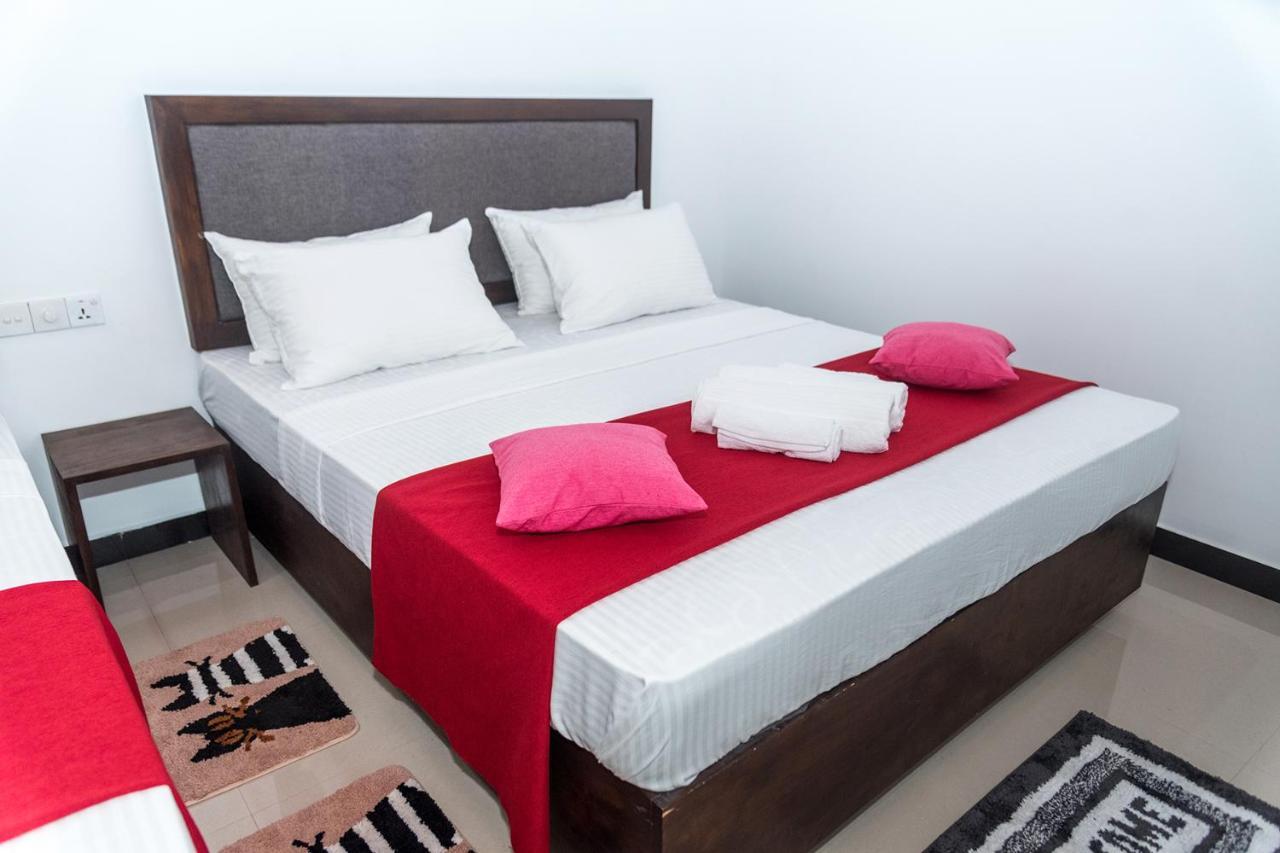 Sadee'S Place Дамбула Екстериор снимка